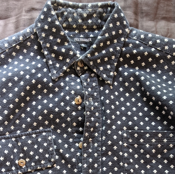 Feltraiger Long Sleeve w/ Spade Pattern - Picture 6 of 8